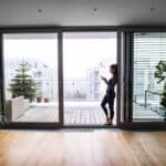 Choosing a Certified Impact Window Contractor in Palm Beach County glass & glazing contractor